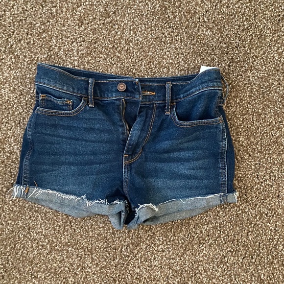 Hollister Jean Shorts - Picture 1 of 3
